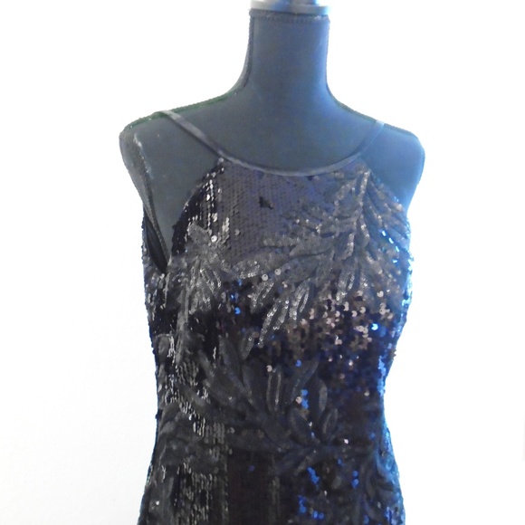 Calvin Klein full sequin maxi dress - Picture 2 of 8
